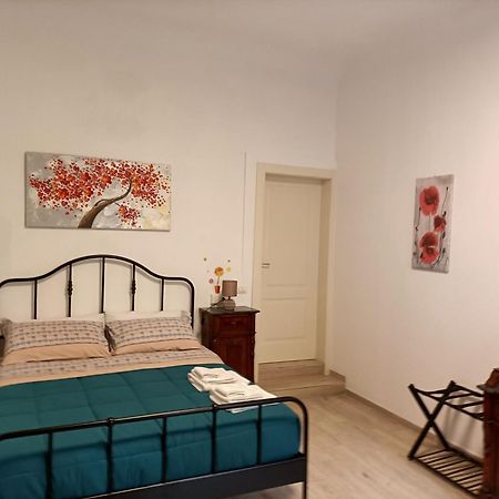 פירנצה Affittacamere Il Chiostrino Guest House מראה חיצוני תמונה